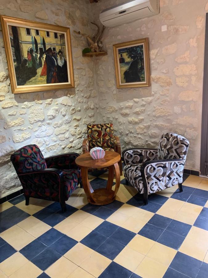 Logis Hotel Restaurant Hostellerie De La Tour ฟองต์วิลเย ภายนอก รูปภาพ