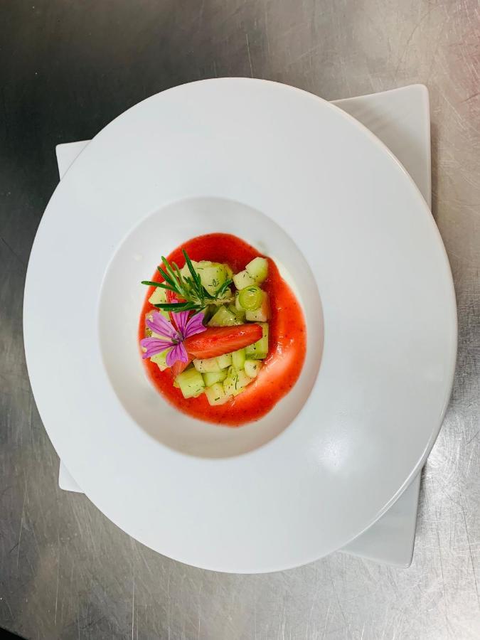 Logis Hotel Restaurant Hostellerie De La Tour ฟองต์วิลเย ภายนอก รูปภาพ