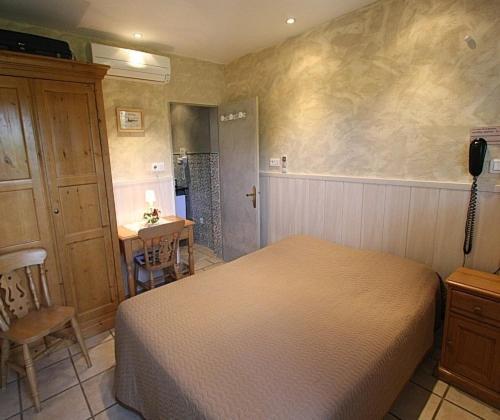 Logis Hotel Restaurant Hostellerie De La Tour ฟองต์วิลเย ภายนอก รูปภาพ